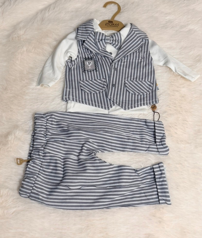 Outfit 4 pieces for baby boys